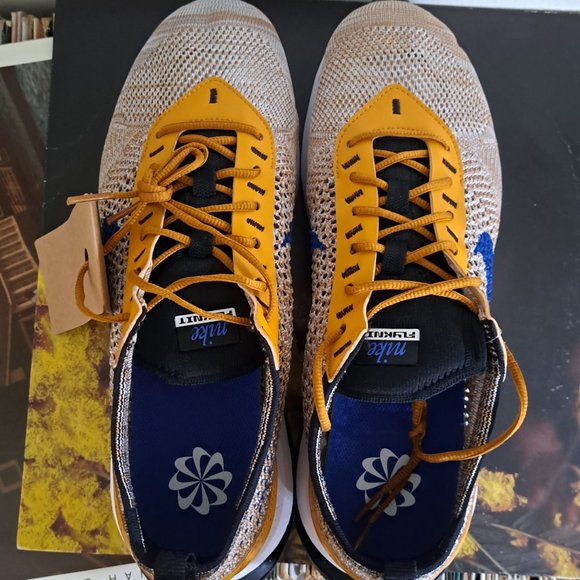 Air Max Flynit Racer - Picture 3 of 5